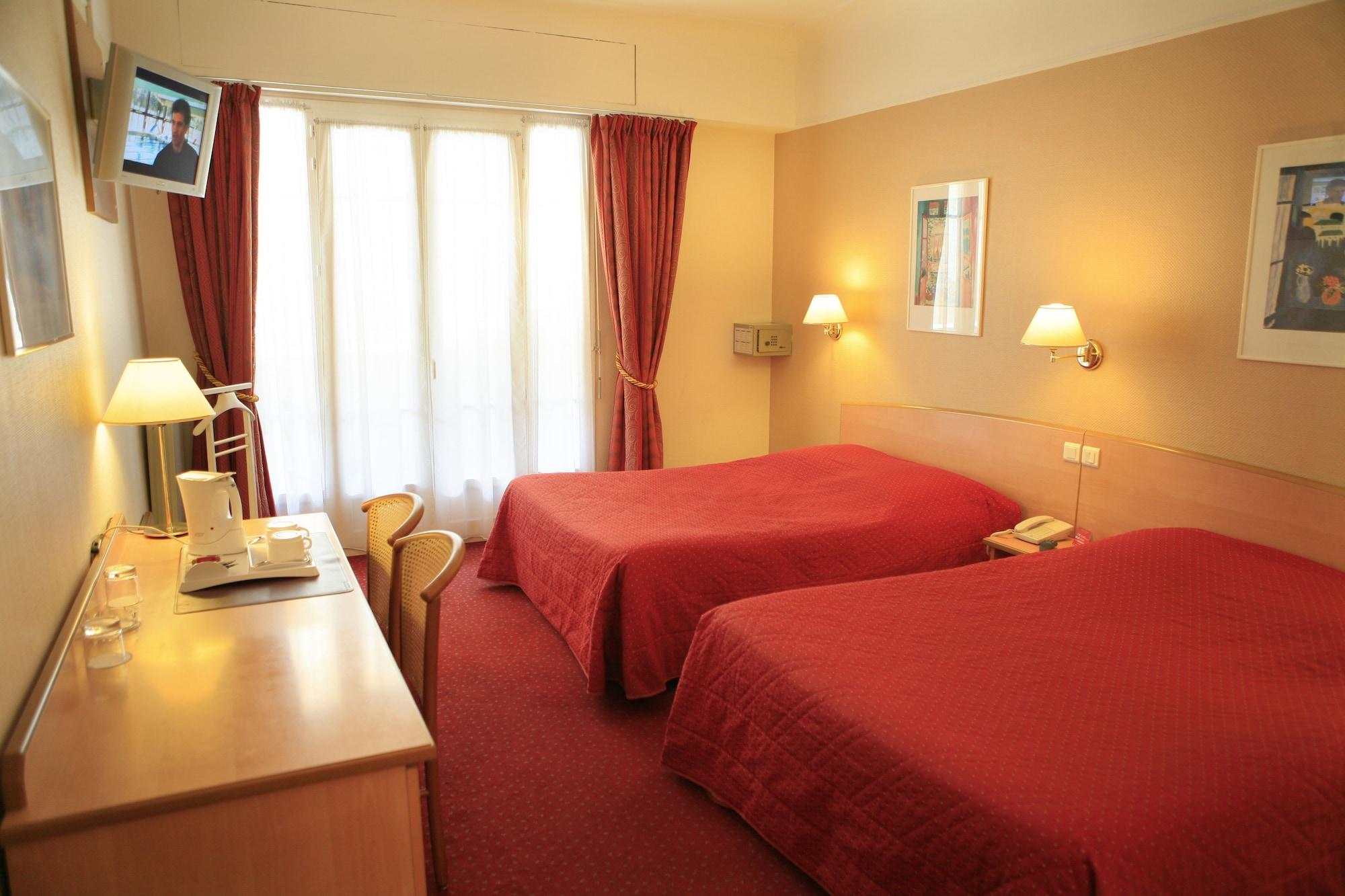 Ammi Lafayette Hotel 3*